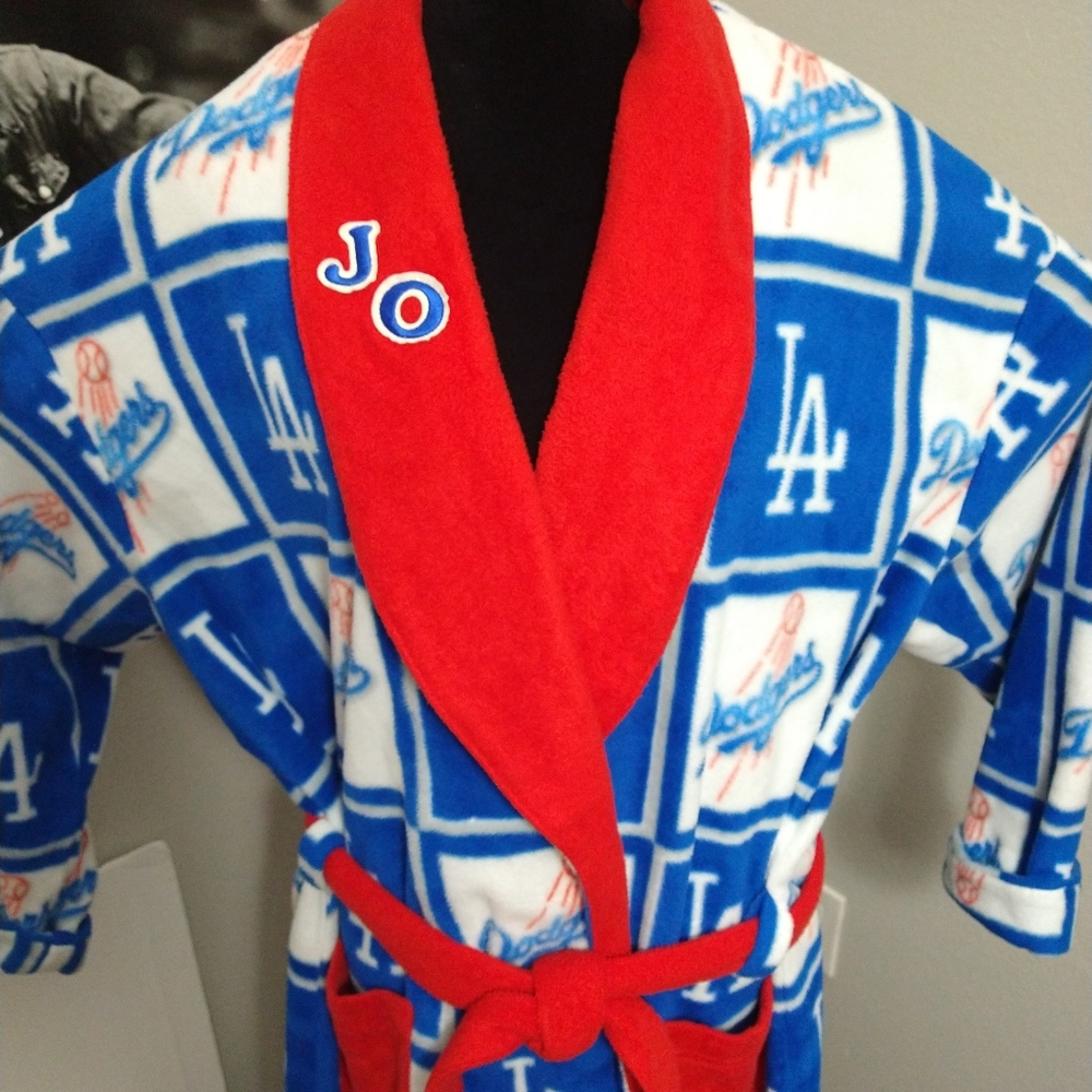 LA Dodgers One Size Fits All Red Blue and White Bath Robe
